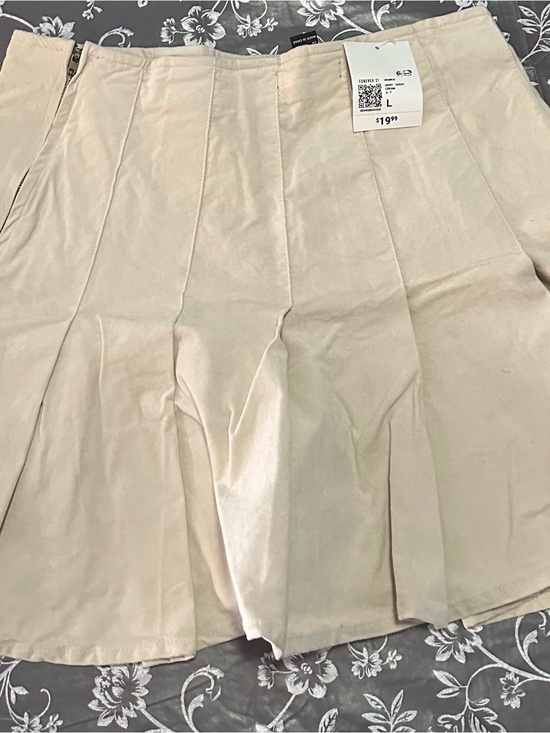 Forever 21 Dresses & Skirts - Forever 21 Cream Mini Skirt
